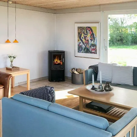 Three-bedroom Holiday In Allingabro 2 Сasa de vacaciones Nørager